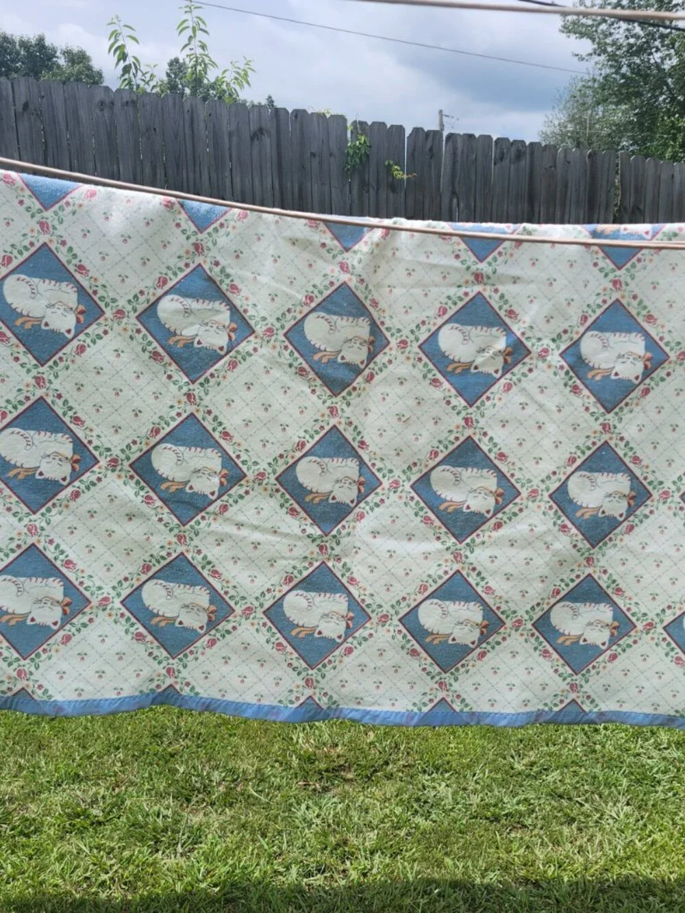twin/full blanket measures 89x 72 inches